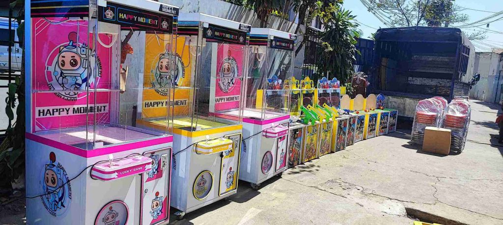 Máy gắp thú nhập khẩu model 2024