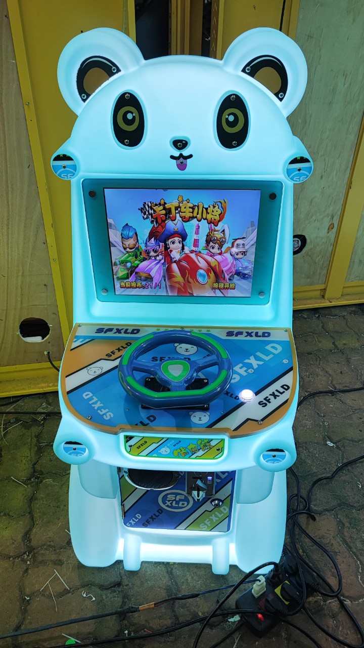 Máy game đua xe ô tô